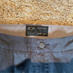 Oakley golf pants, heather gray, 34x32 EUC